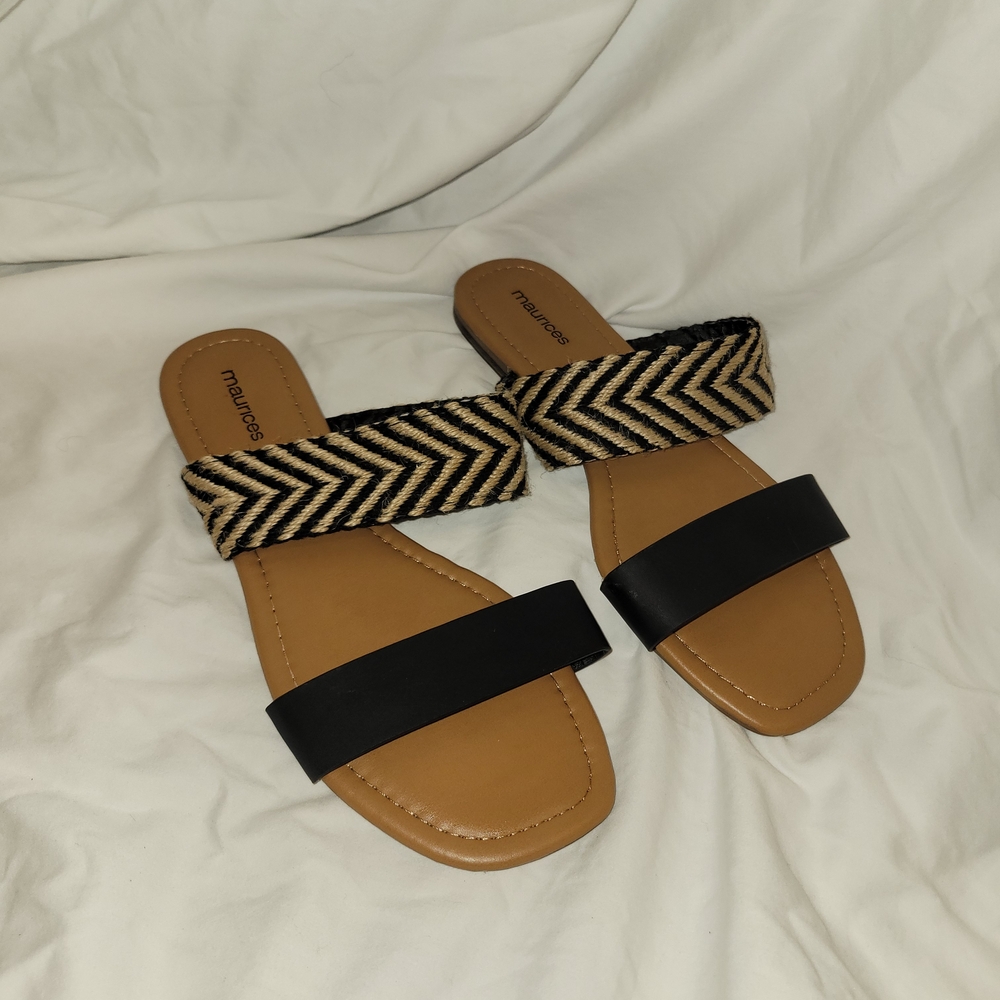 Maurices Black and Tan Chevron Sandals